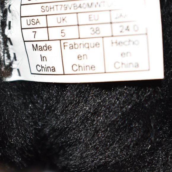 New! UGG Bailey Button II Genuine Sheepskin Boot Black Suede Size 7 1016226 - Picture 10 of 10